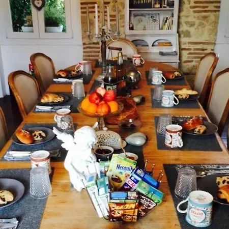 Le Petit Domaine De 3* Colayrac-Saint-Cirq